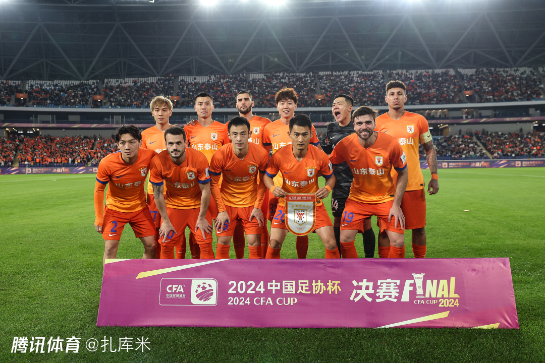 季后赛中